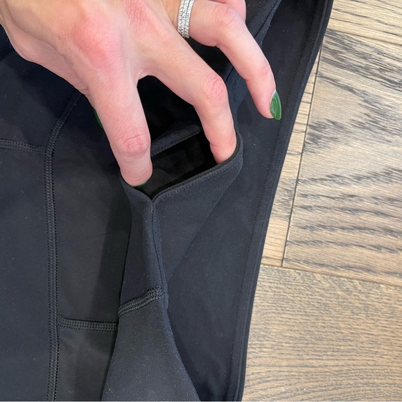 Athleta Ultra High Rise Elation Shortie Black Shorts S Small 3” - Picture 2 of 6